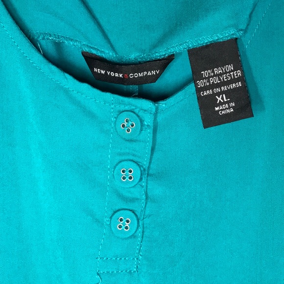 New York & Company Teal Romper - Picture 3 of 7